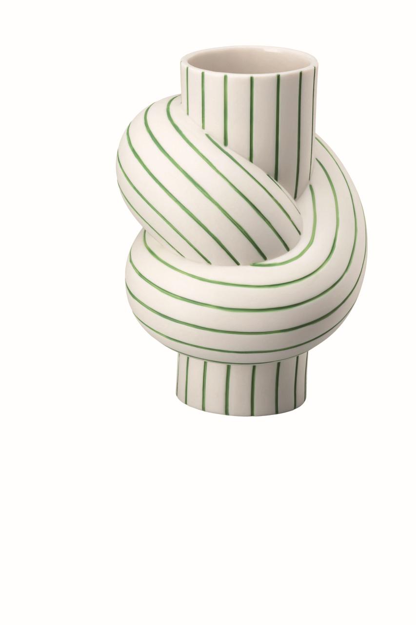 Mini Vase 4 3/4 Inch Apple