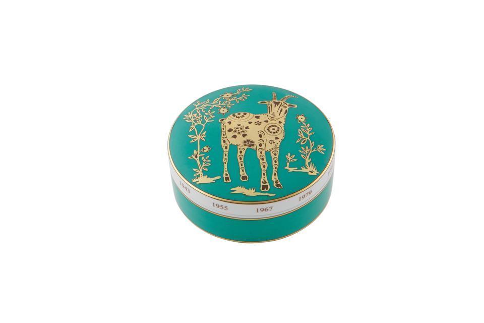 Large Round Box â Sheep