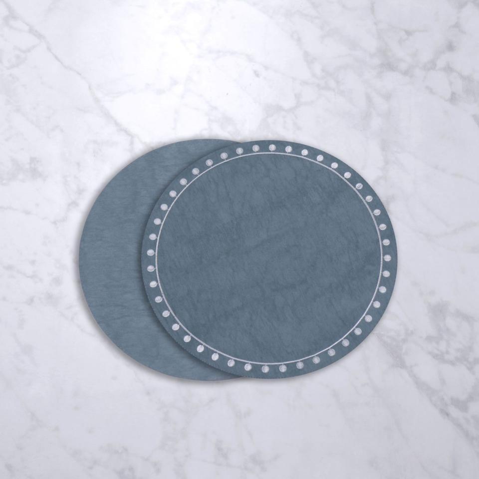 Round Embroidered Dots 15.5" Round Placemats Set of 4 (Blue and White)