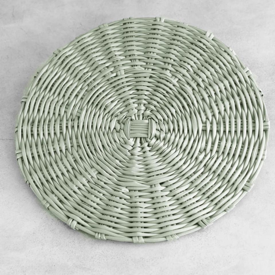 Faux Wicker Placemats Set of 4 (Sage)