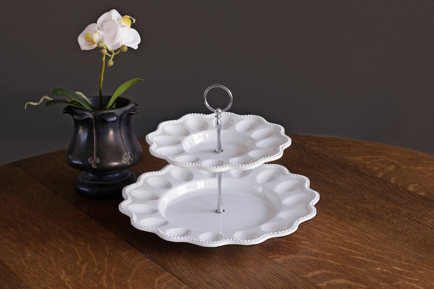 VIDA Alegria Two Tiered Egg Server (White)