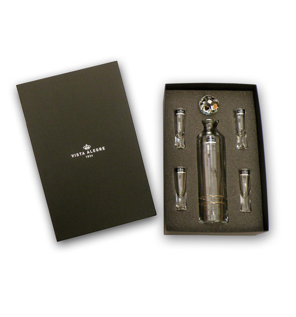 Naipes Case with Vodka Decanter & 4 Shots