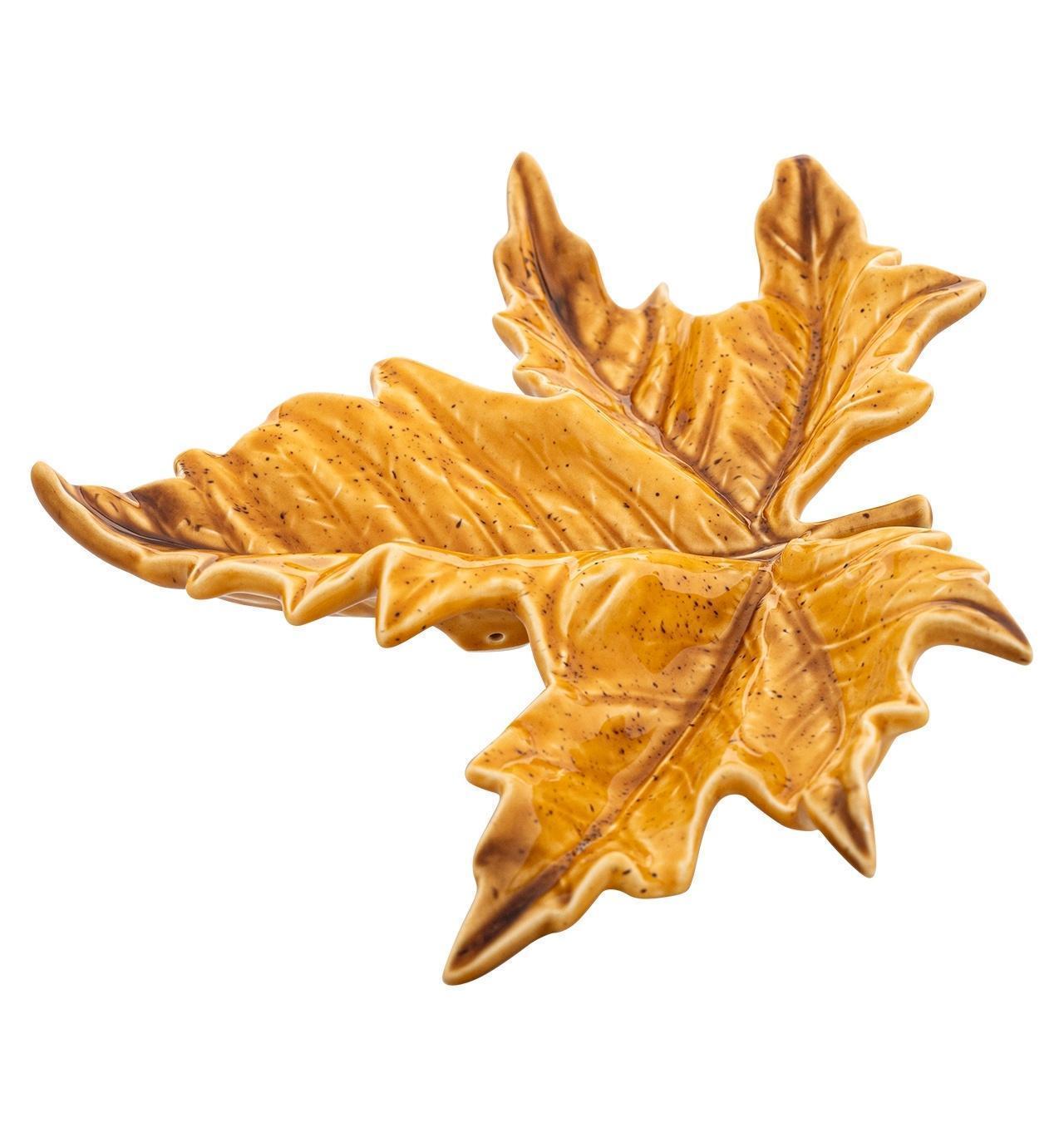 Small Sycamore Leaf
