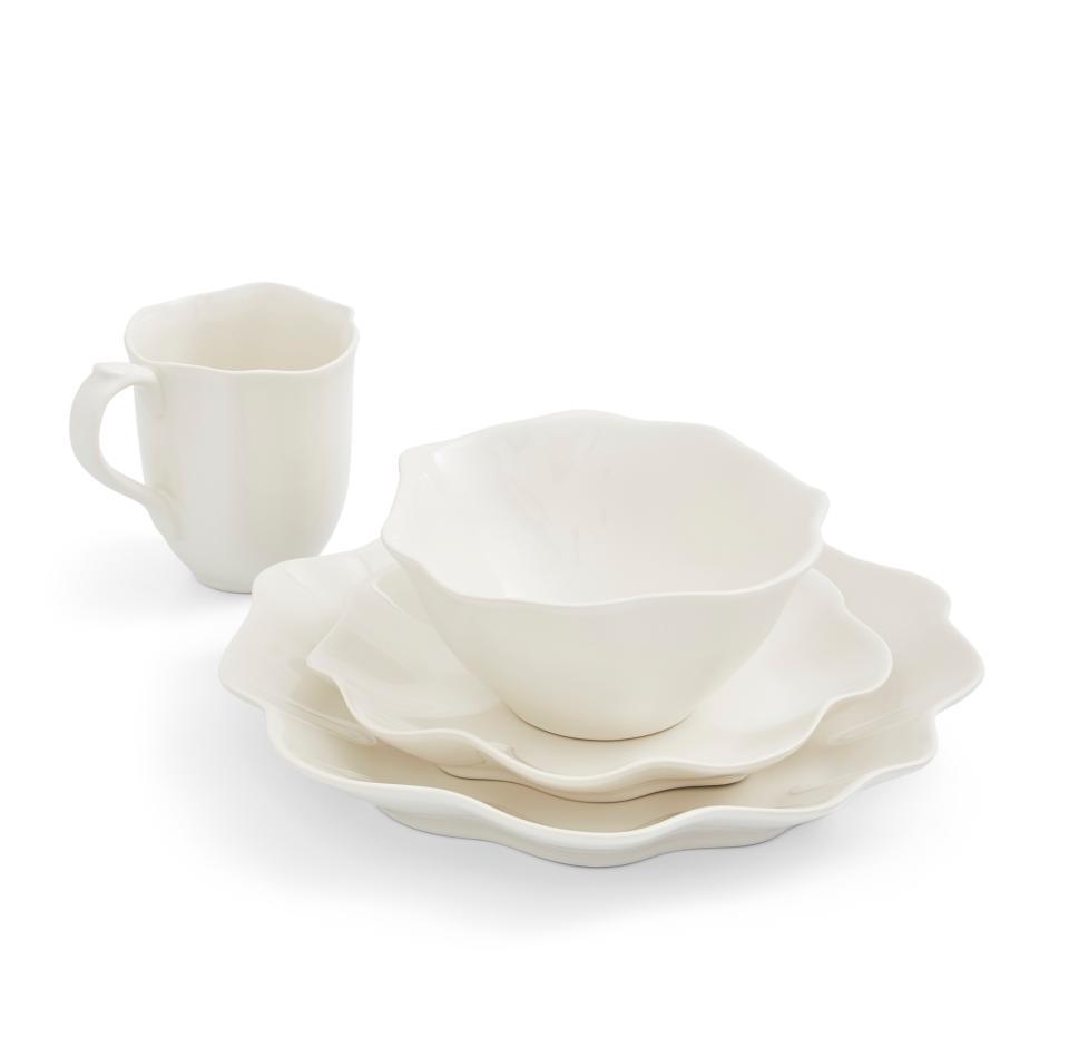 4 Piece Place Setting - Floret White