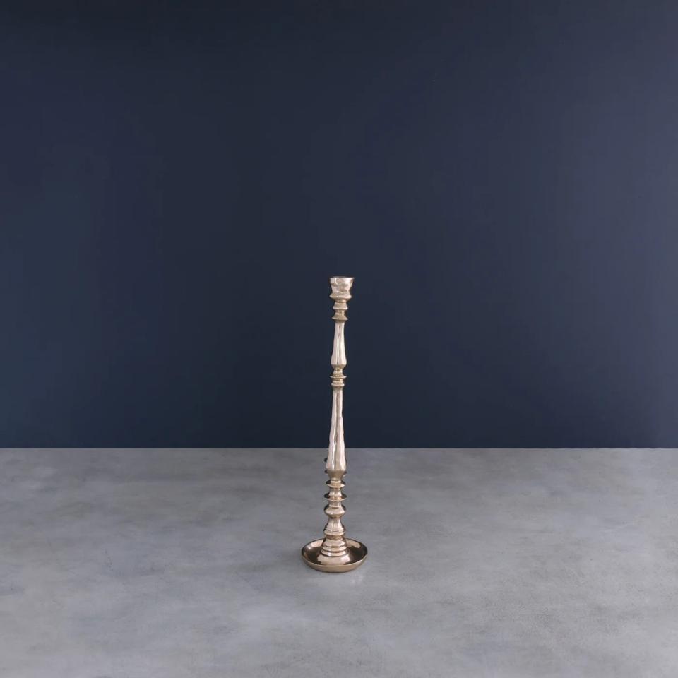 Crosby Medium Candlestick Holder (Gold)