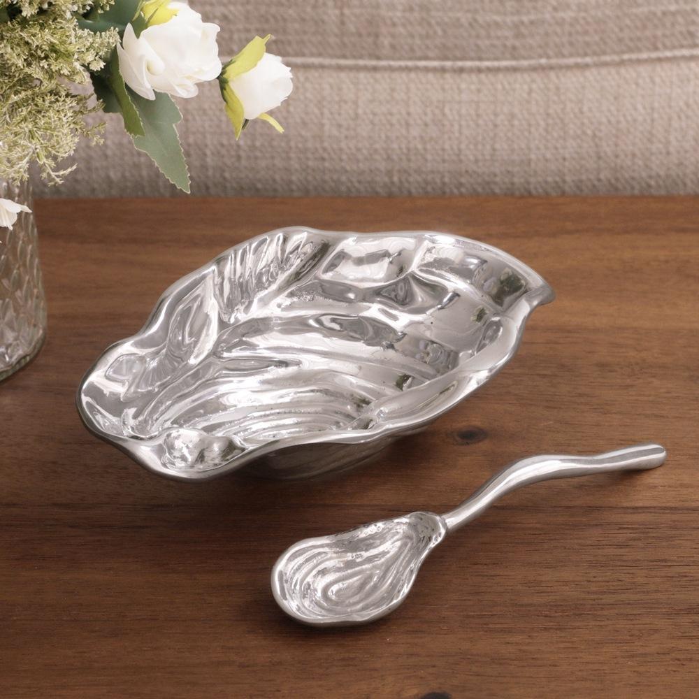 Oyster Small Bowl with Spoon