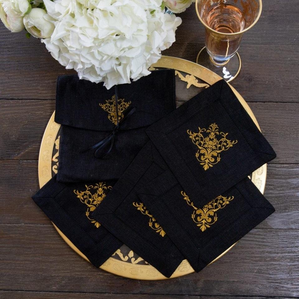 Victorian Black Cocktail Napkin set