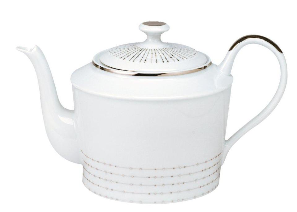Round Tea Pot
