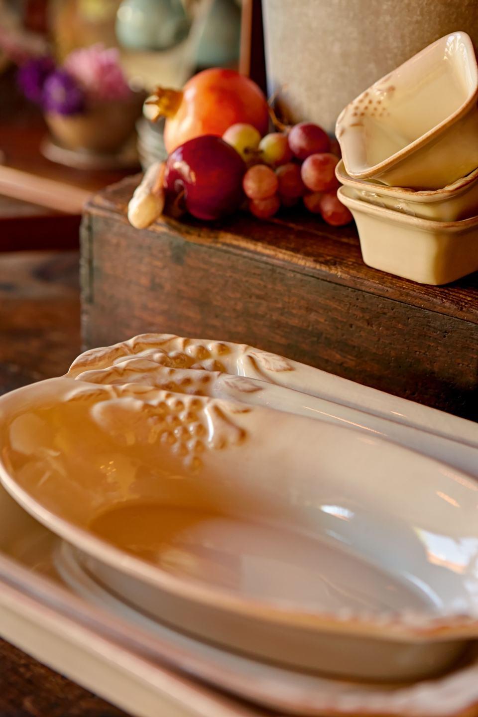 Sq. Ramekin 4", Vanilla crème