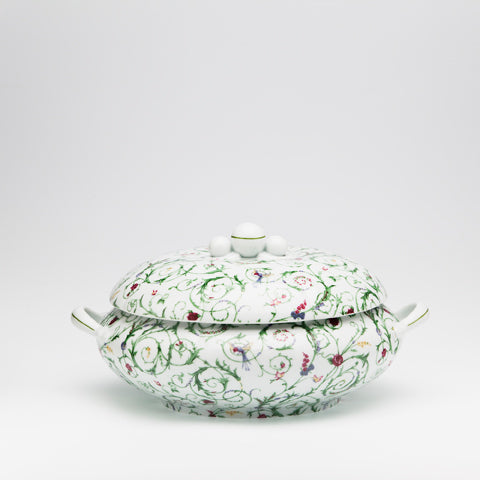 Soup tureen
