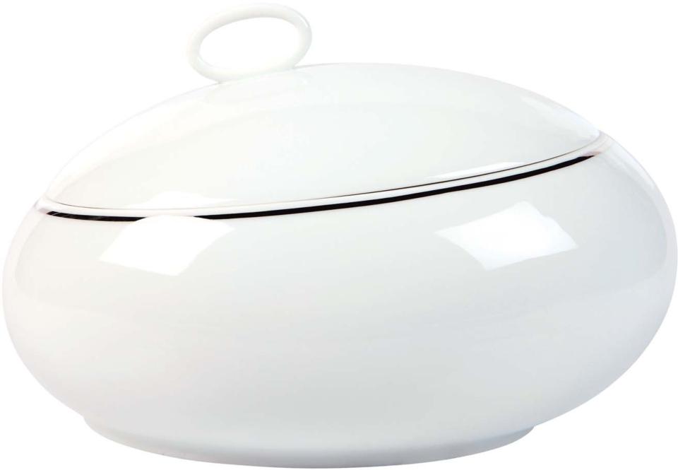 Soup tureen
