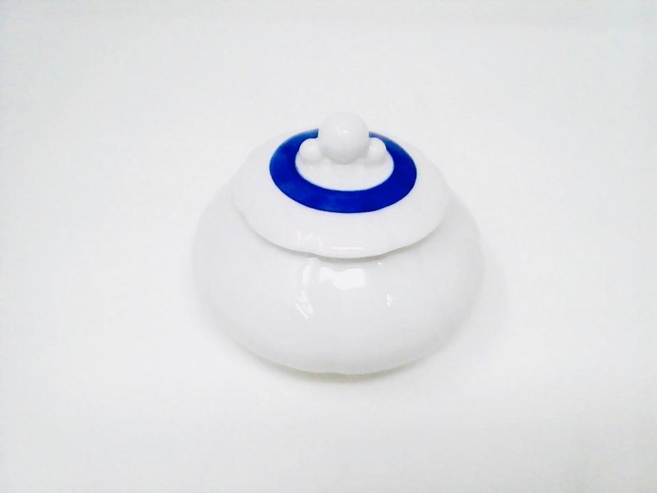 Sugar bowl