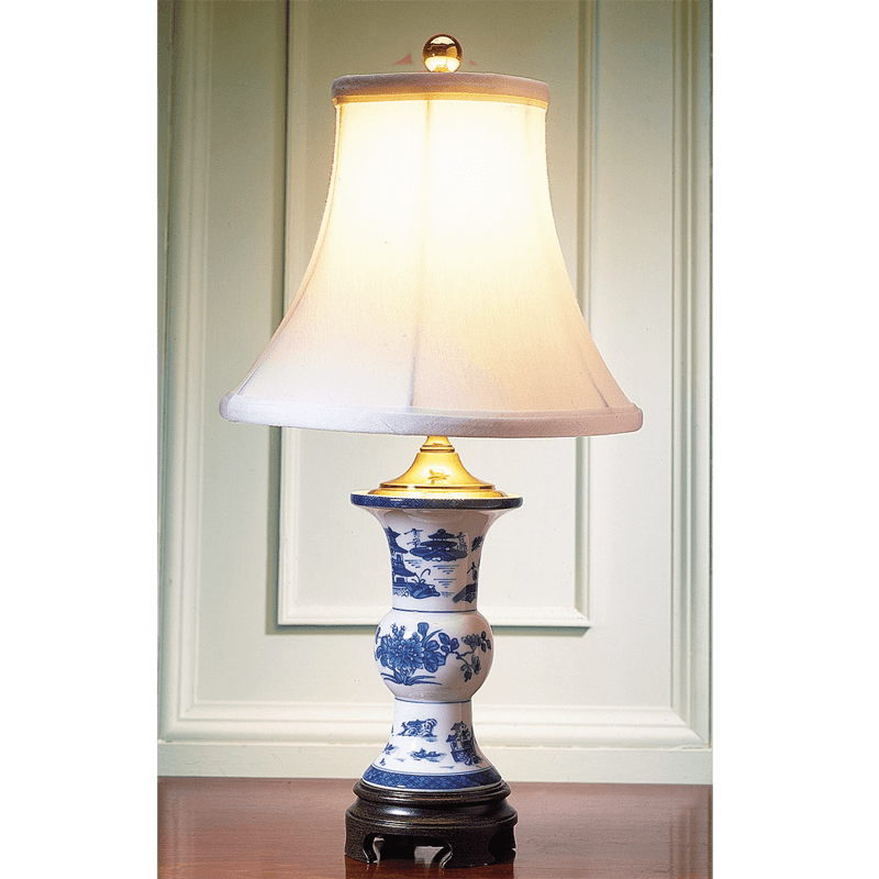 Shang Vase Lamp