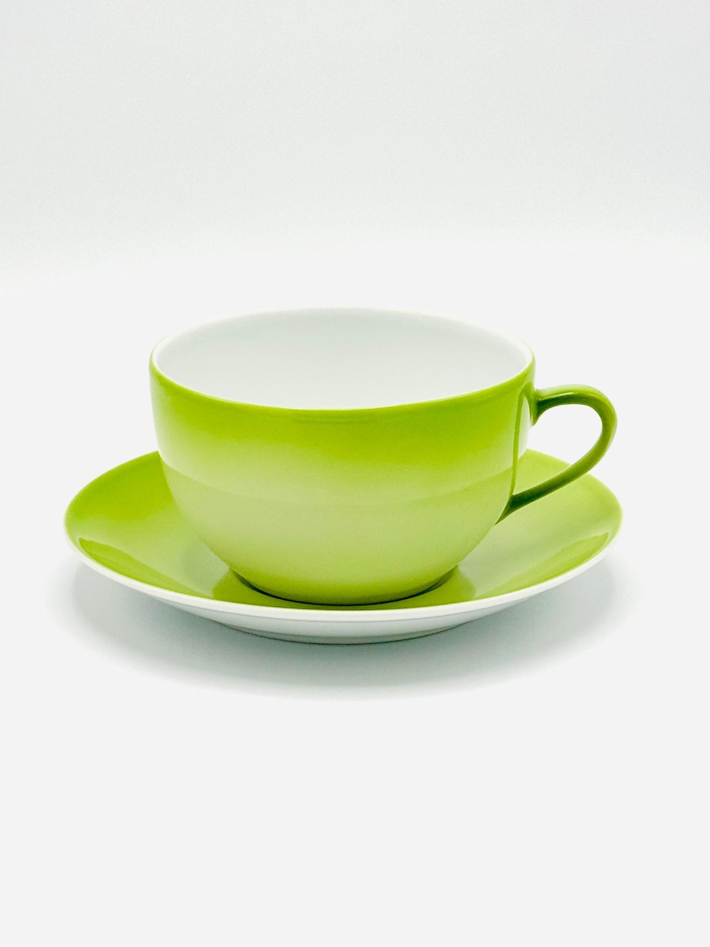 green breakfast saucer