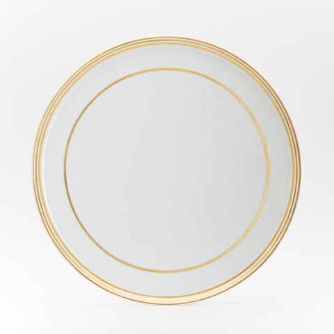 Round cake platter