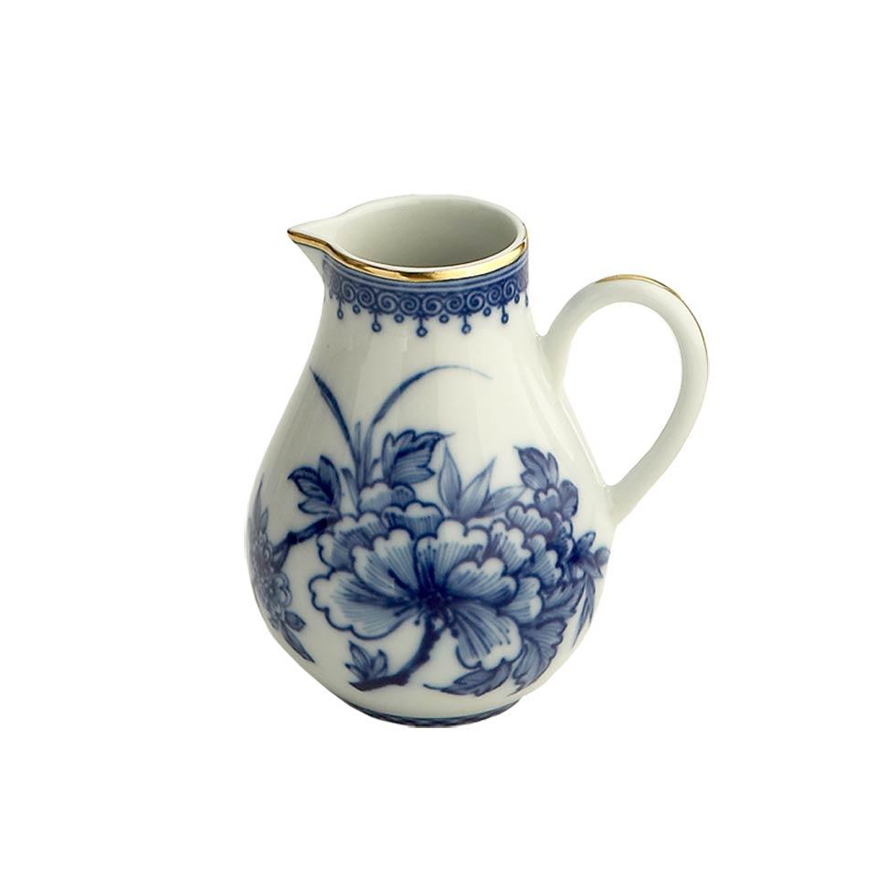 Creamer, Small