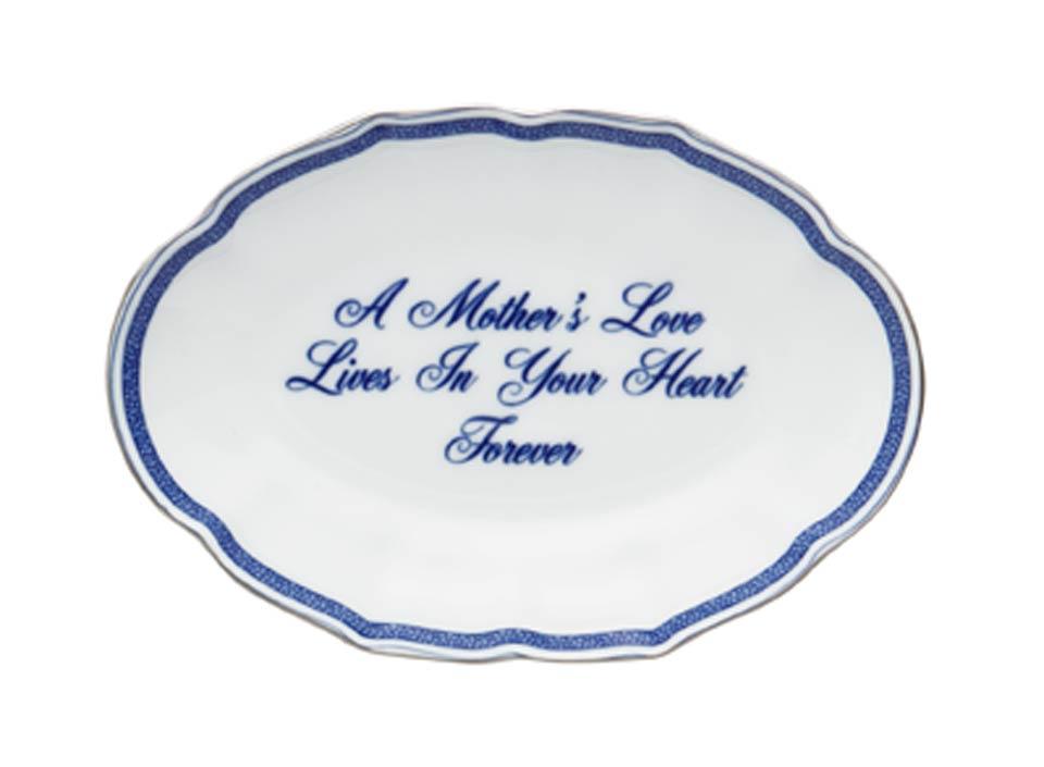 A Mother'S Love Lives In Your Heart Forever