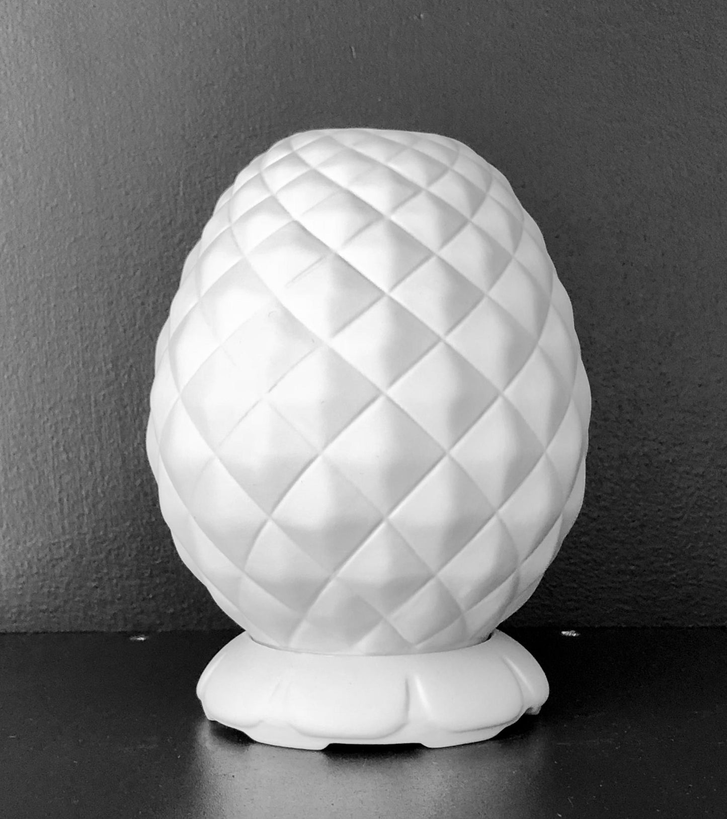 Pine cone unglazed votive