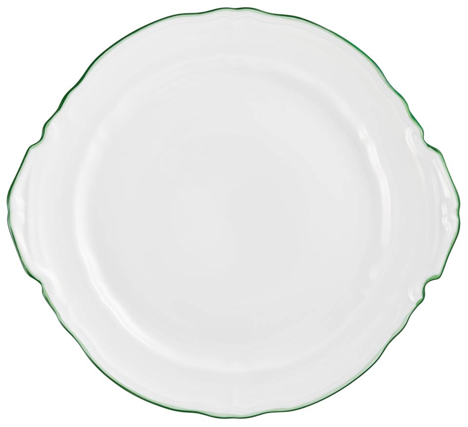 Cake dish with hands