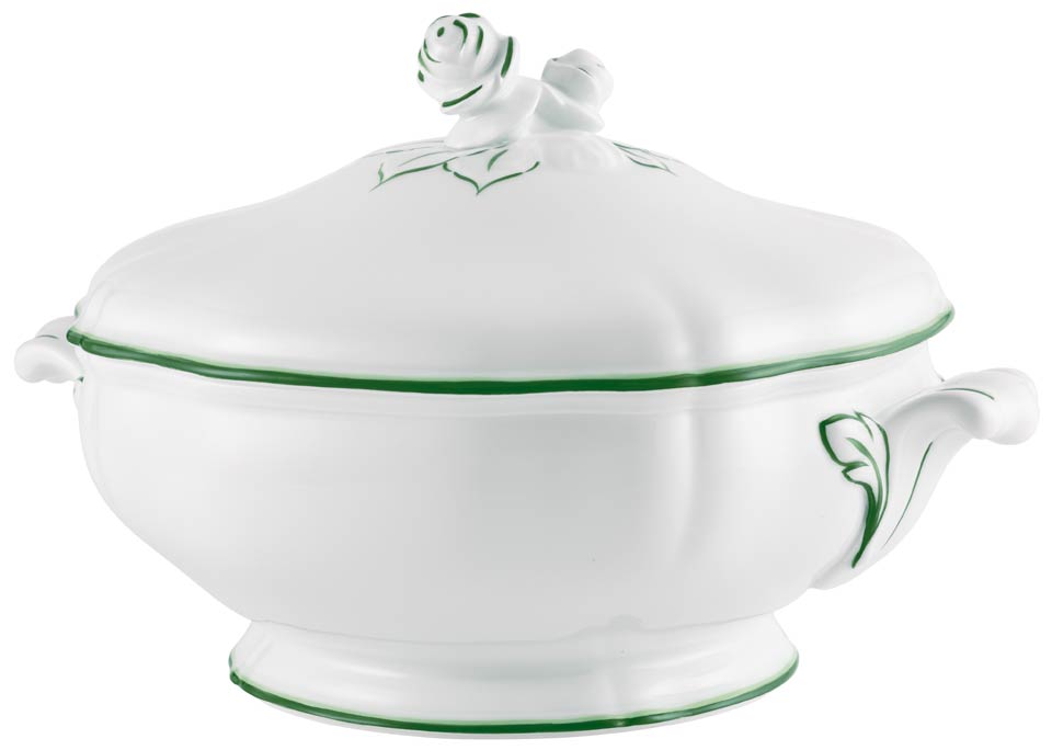 Soup tureen