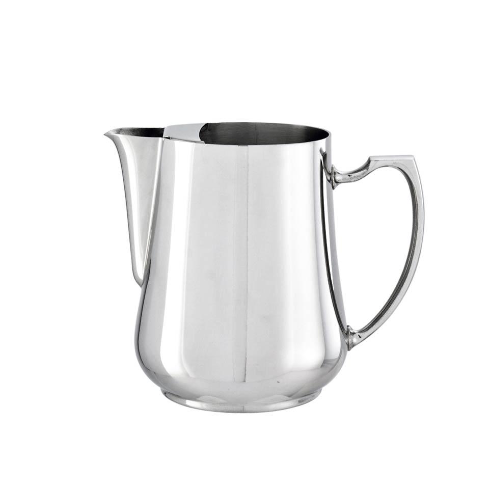 Water pitcher