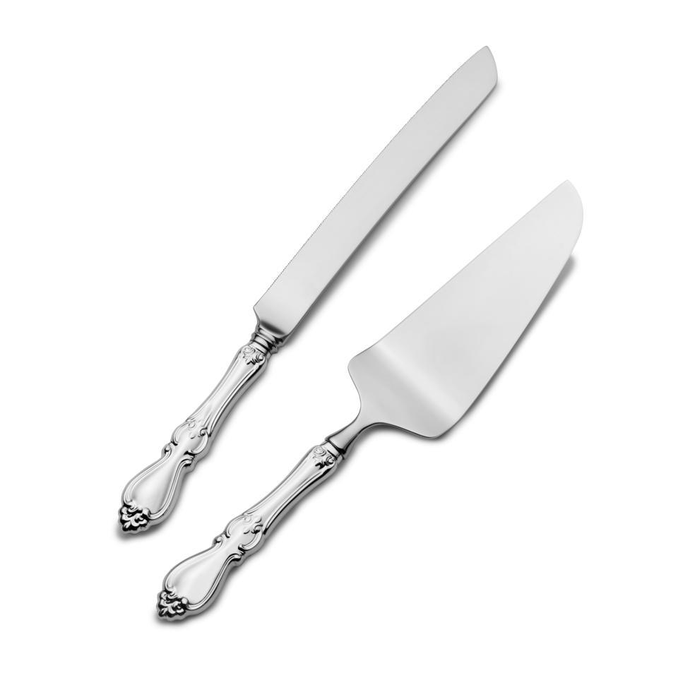 Queen Elizabeth 2 Piece Cake Set