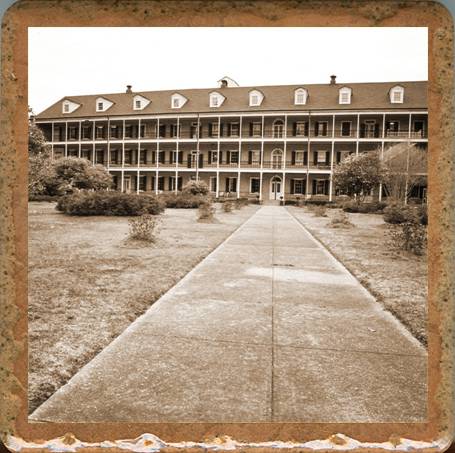 Coaster - ASH Schoolhouse