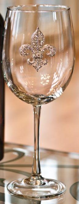 Diamond Fleur de Lis Wine Glass