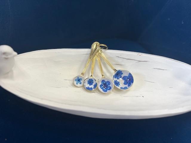 Blue and White Measuring Spoons