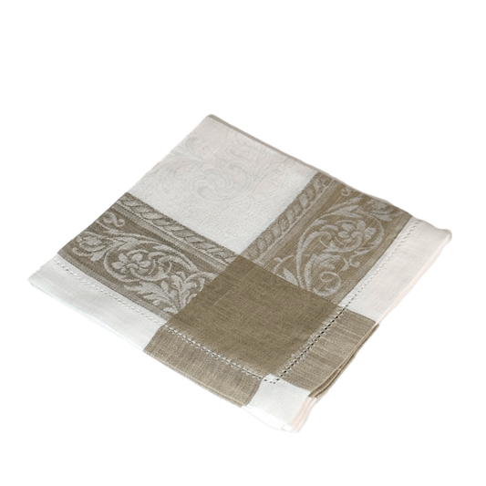 White/Tan Napkin