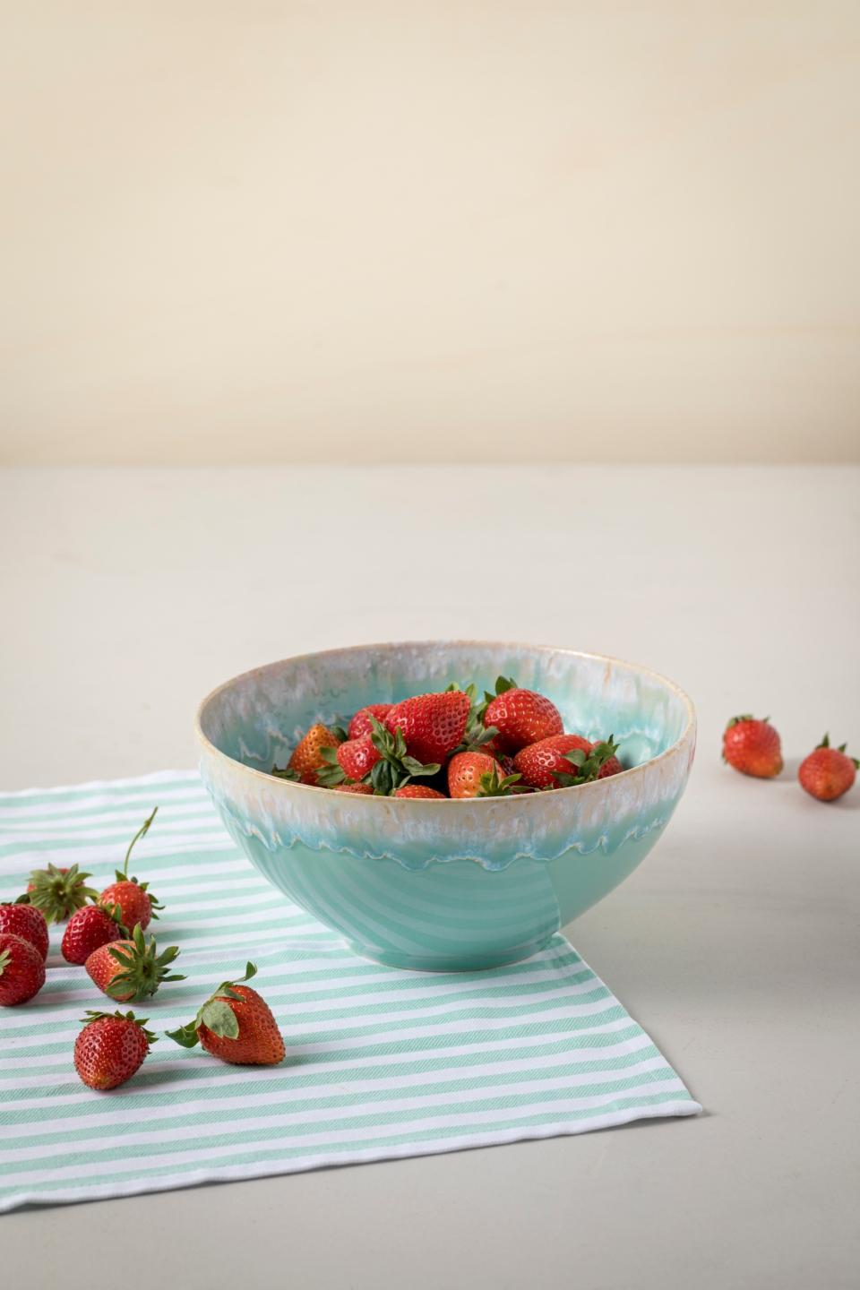 Serving Bowl 9", Aqua