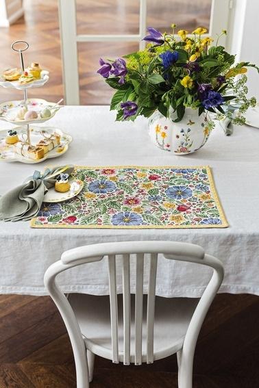 Embroidered Placemat - Spring Awakening