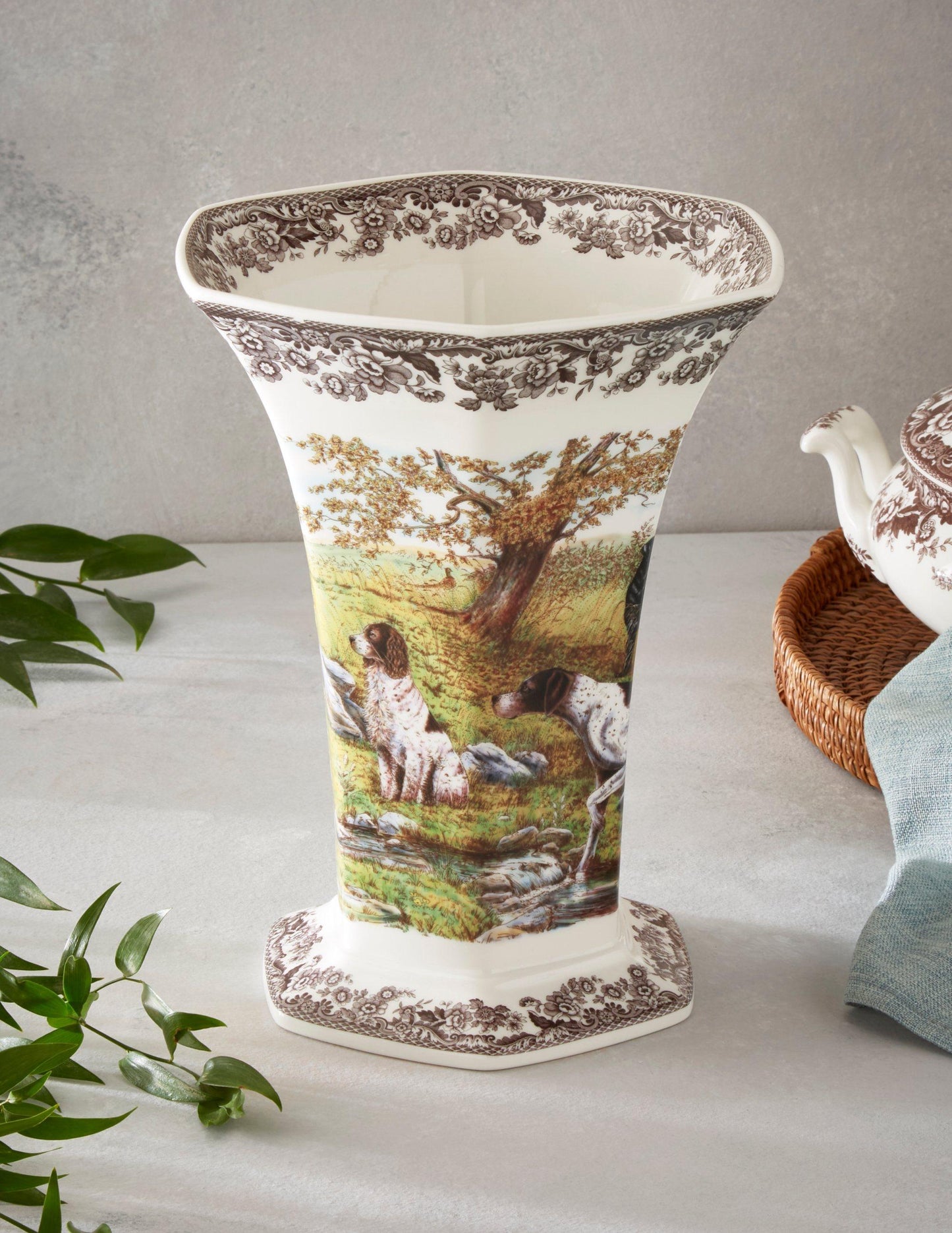 Woodland Hexagonal Dog Vase