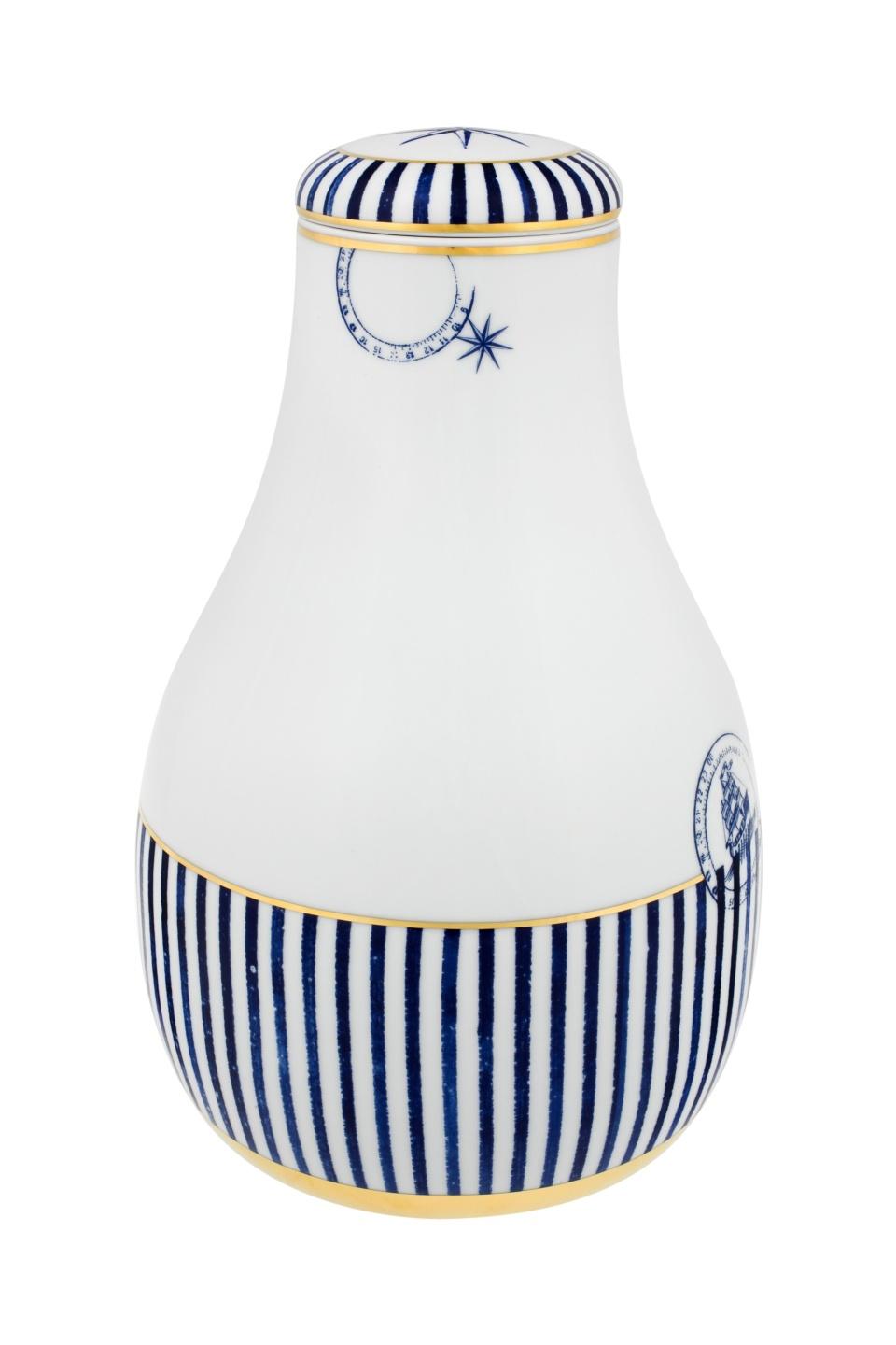 Tall Pot With Lid