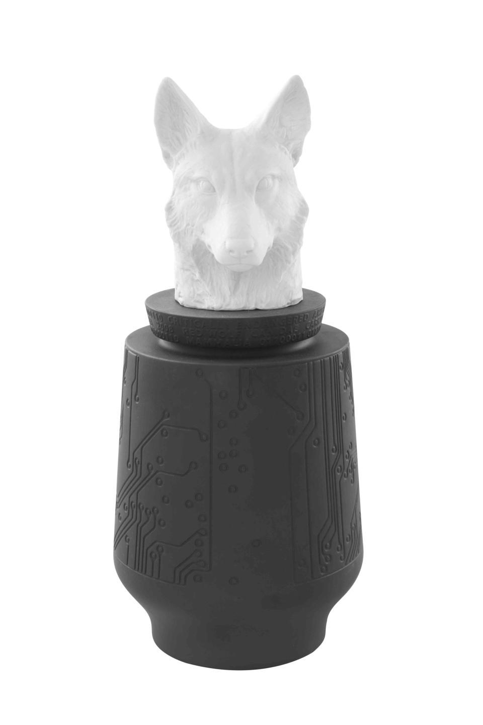 Red Wolfe Box
