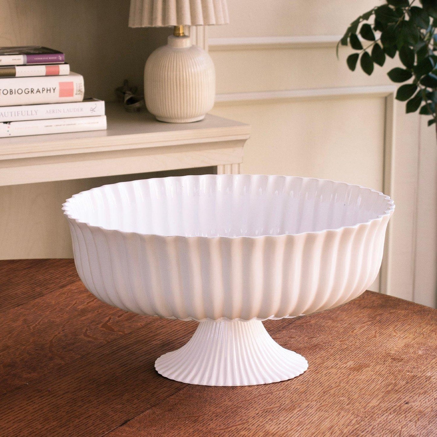 Vienna Large Centerpiece White