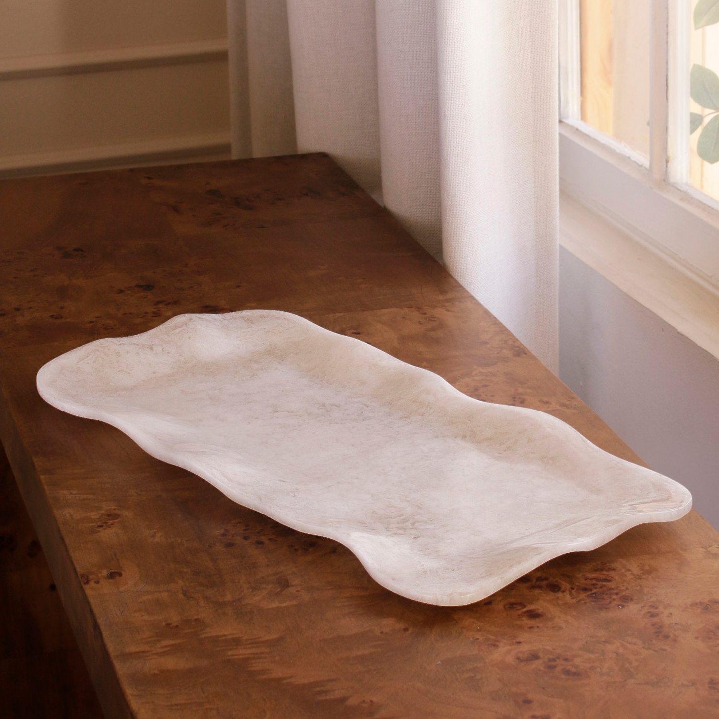 Alabaster Long Rectangle Tray White Swirl