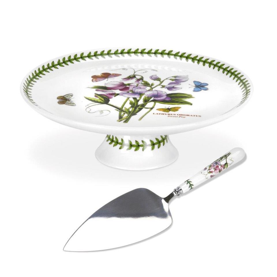 Footed Cake Plate with Server