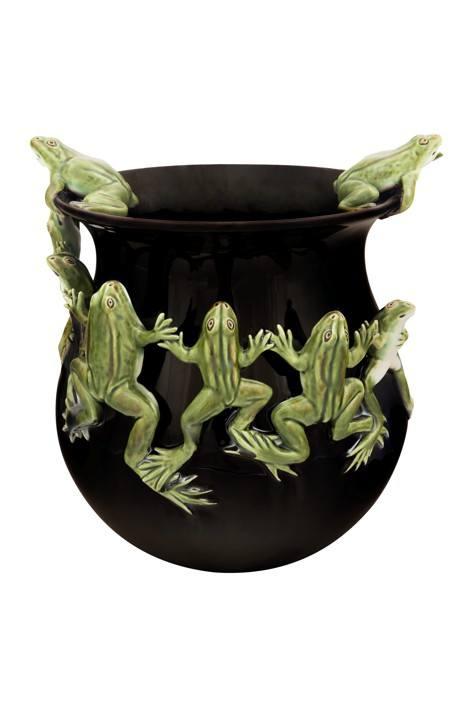 Tall pot with dancing frogs