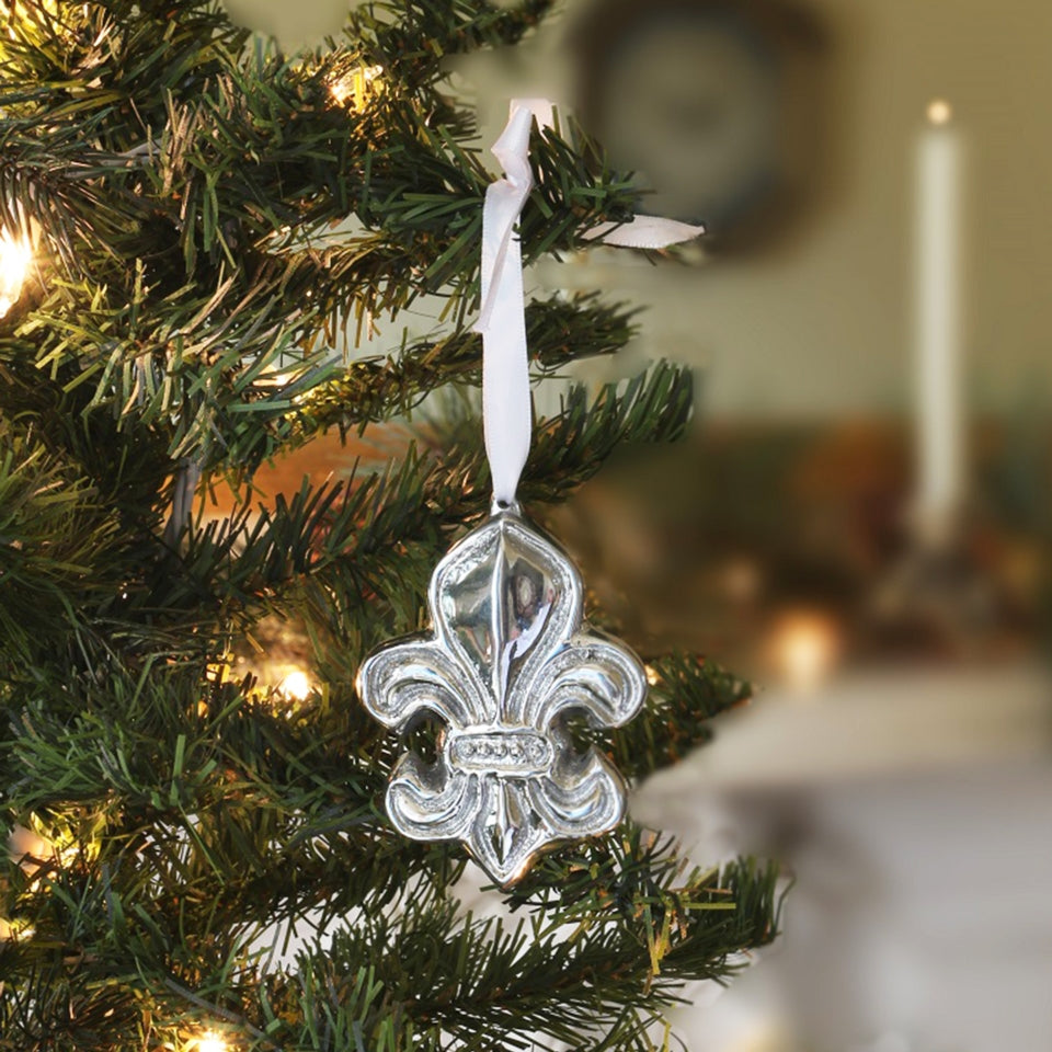 Fleur de Lis Ornament