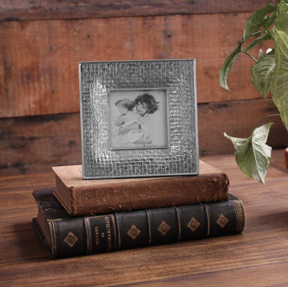 Nassau 3 x 3 Frame