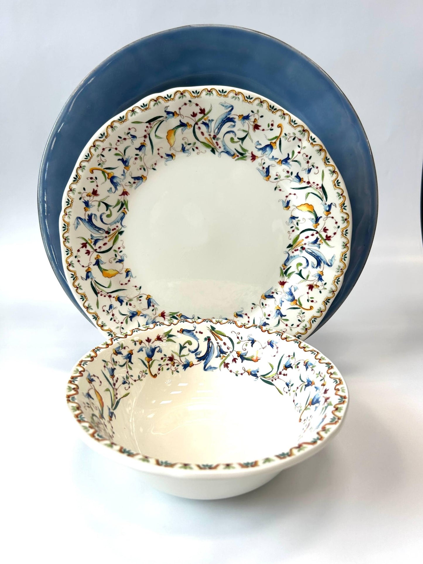 Puro Chambray by Juliska w/ Toscana by Gien Three Piece Place Setting