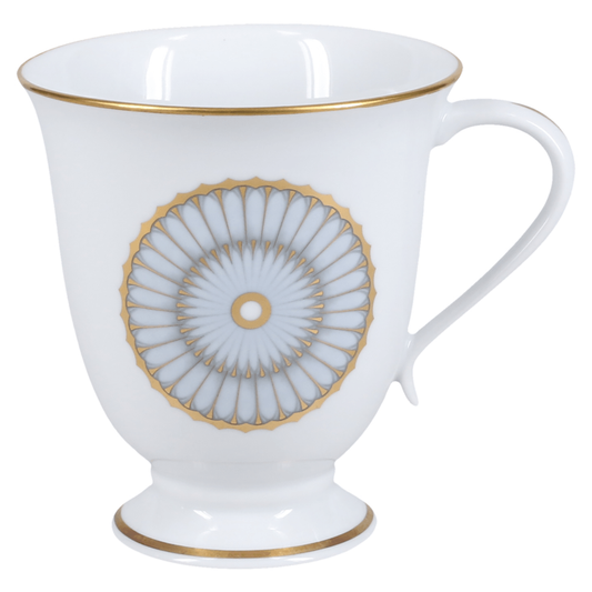 Footed mug