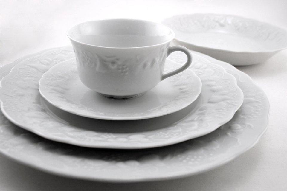 5 Piece Place Setting  *