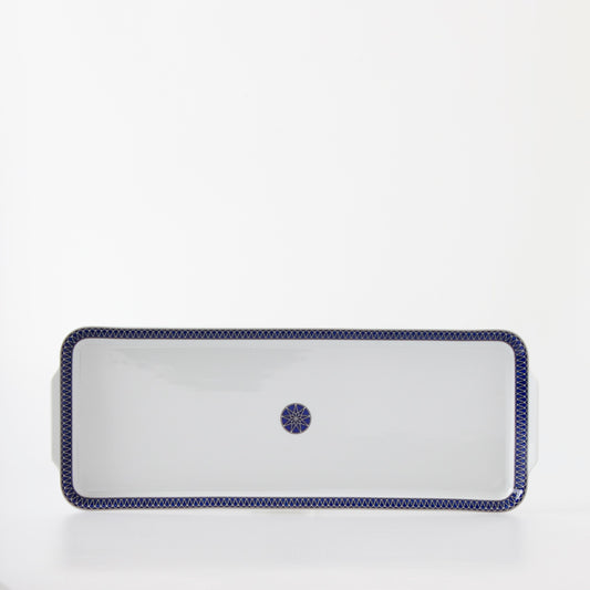 Rectangular cake platter