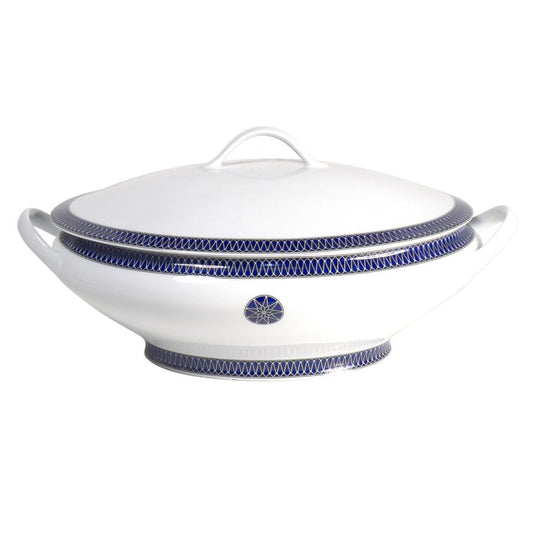Soup tureen