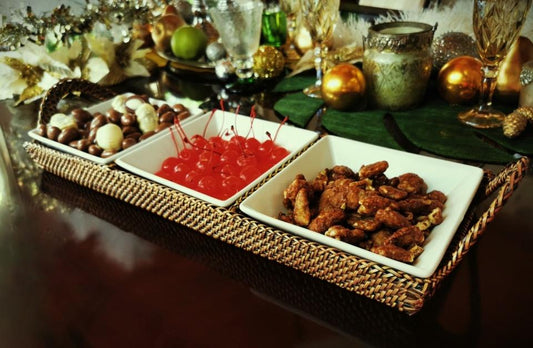 Rectangular Tray with 3 Dividers INCLUDES Porcelain 3 Square Dishesx9;