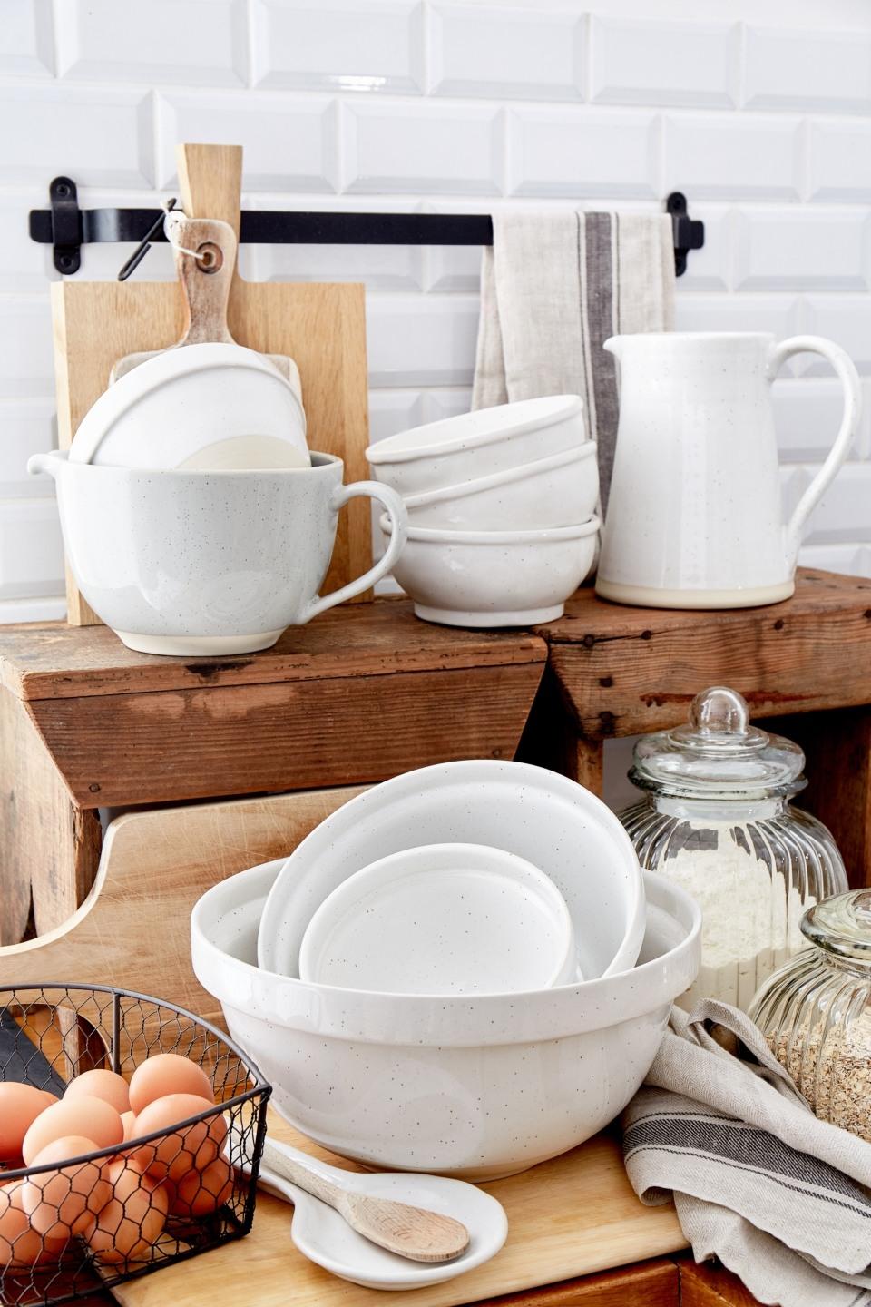 Pitcher 69 oz., White