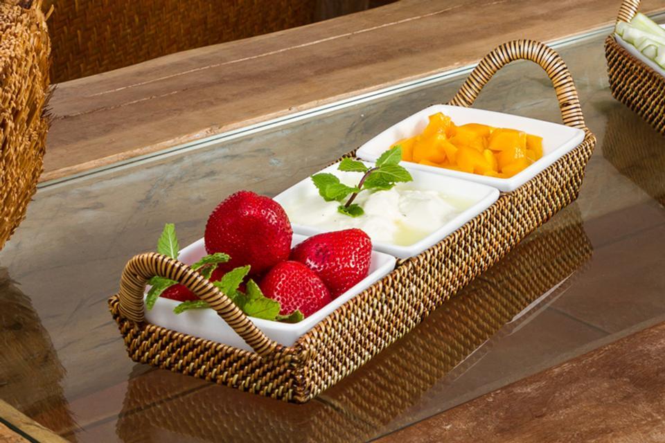 Basket with Porcelain Dish
