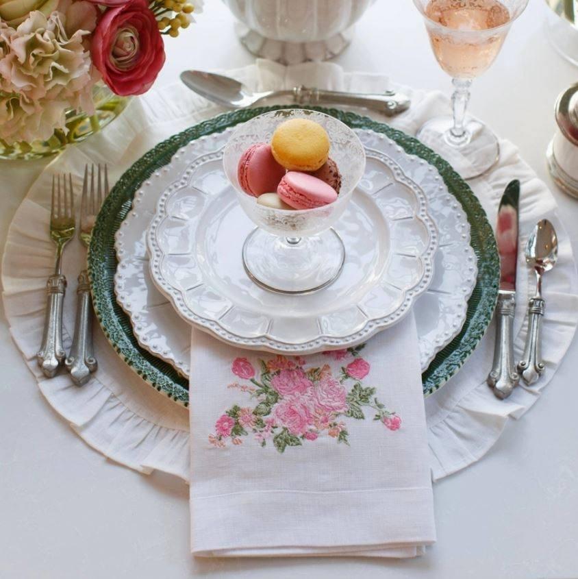 Vintage Floral Tri-Fold Napkin